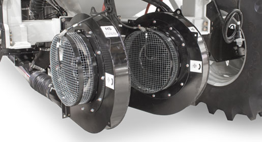 Высокоскоростной вентилятор оснащен гидравлическим мотором объемом 12 куб. см и обеспечивает частоту вращения до 6000 об/мин