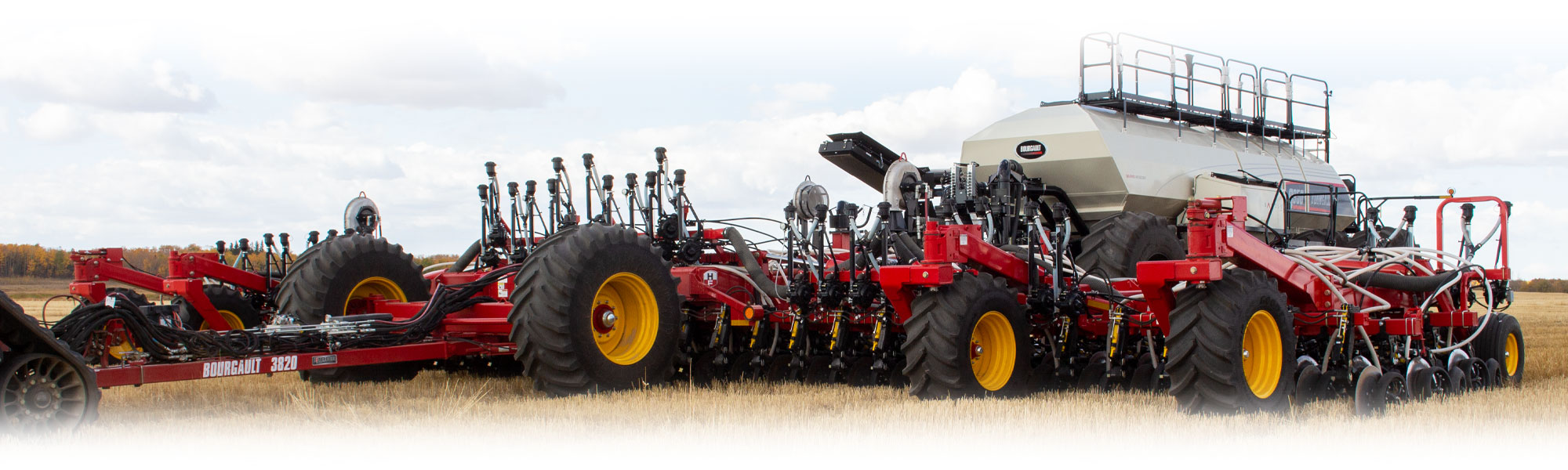 3820 ParaLink Coulter Drill with optional Air Planter and 9950 Air Cart