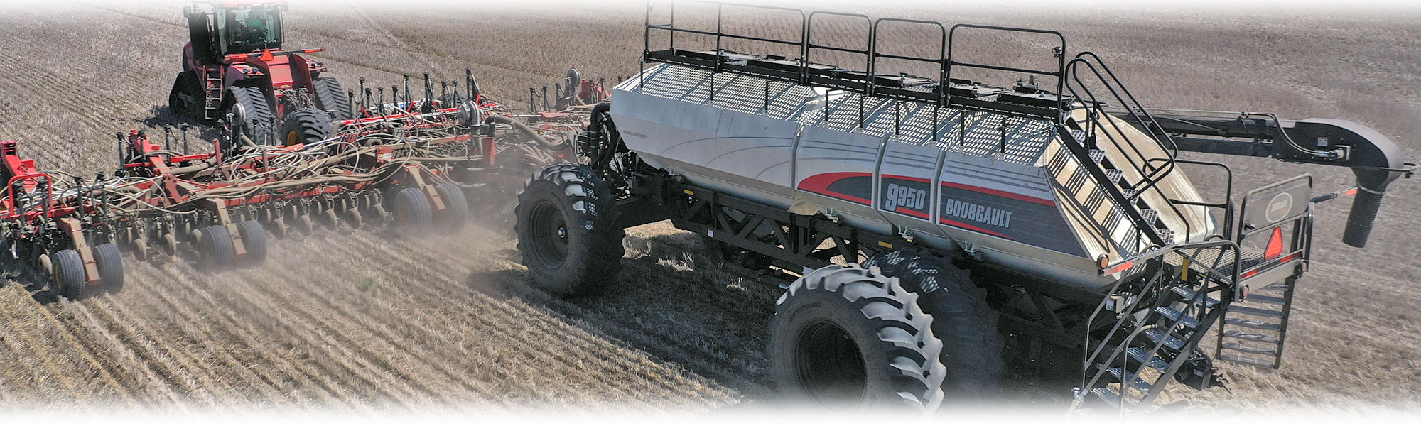 Gain total control of your seeding operation with a 9000 I Series Air Cart.