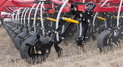The dual shank DK™ opener is designed from the outset for a deep banding seeding system.