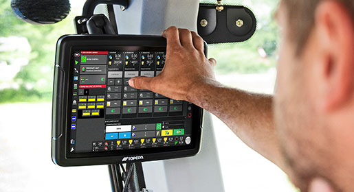 The large, full color X40 touch-screen features a heads-up dashboard that is customizable.