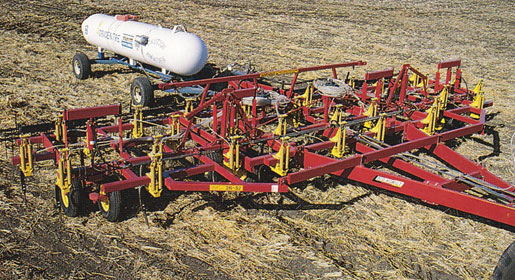 The 6200 Fixed Hitch Applicator