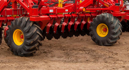 Large tires provide good floatation and reduce rolling resistance in wet/soft ground.